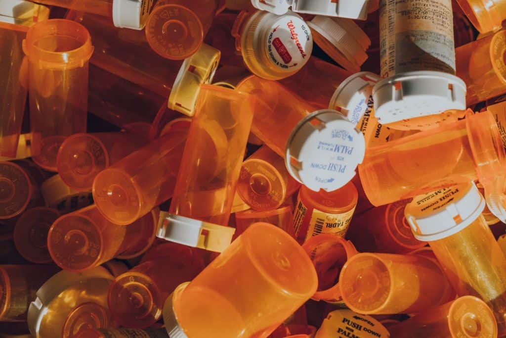 pharmacy-bottles-medication-amazon-market