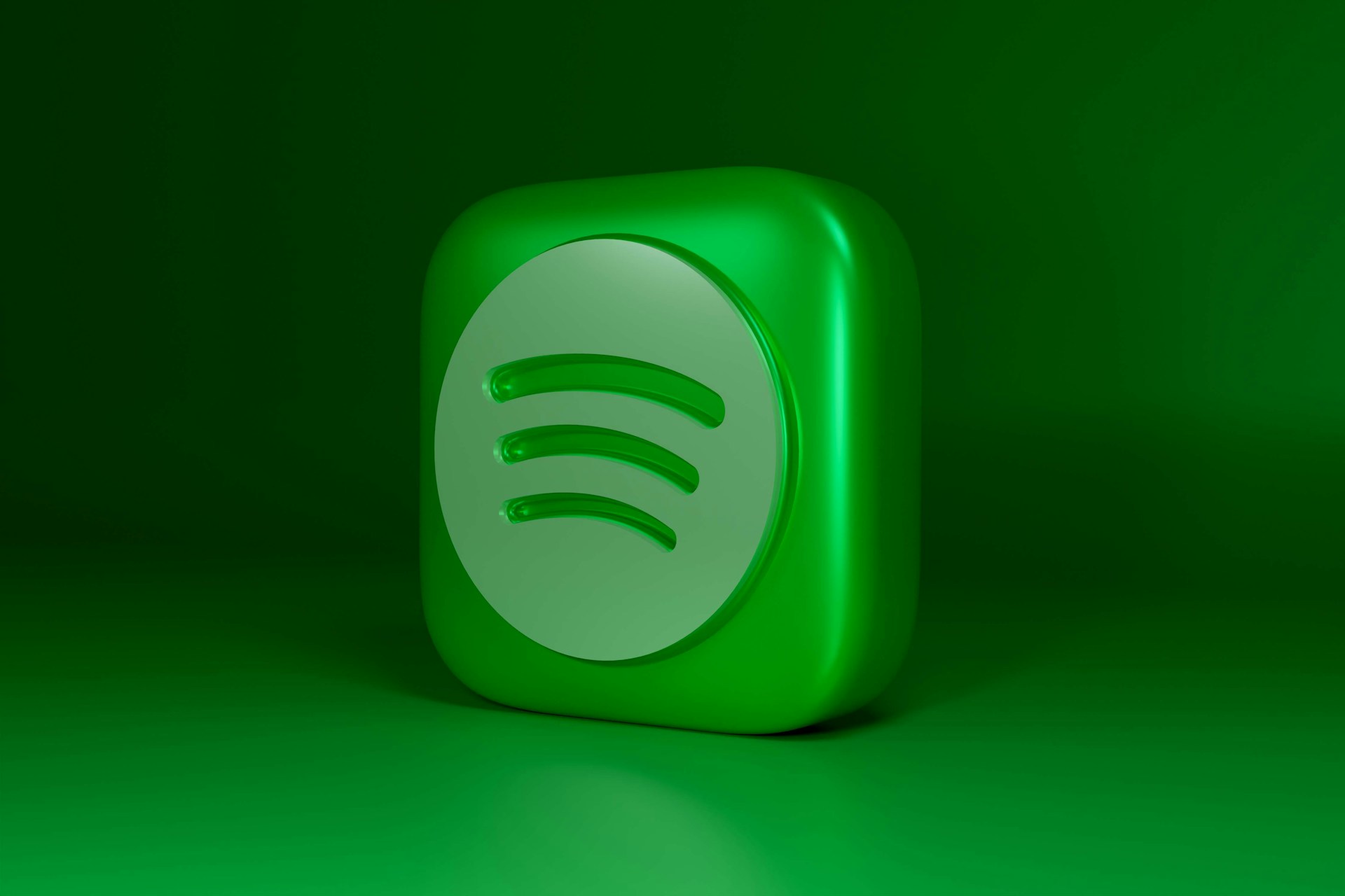 23 Spotify Podcasts Guaranteed to Eradicate Boredom