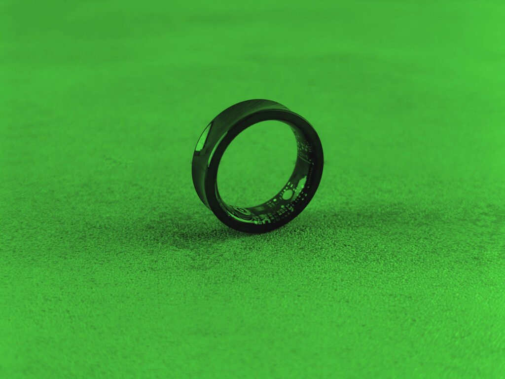 Oura ring