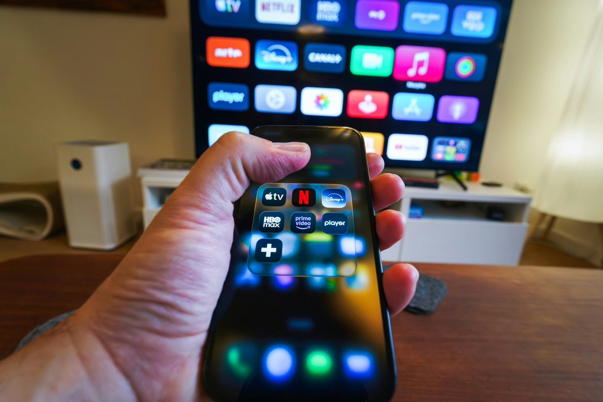 Phone Casting to TV Mistakes People Make and How to Avoid Them