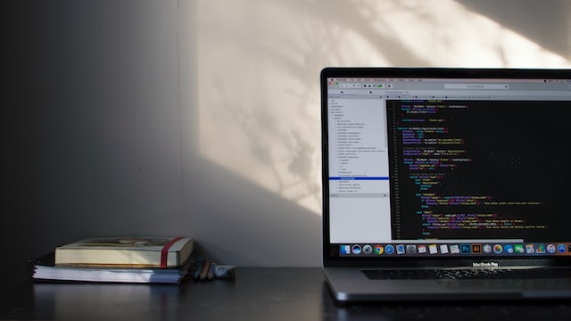 What Programming Languages Are Best for Augmented Reality Apps? - ReHack