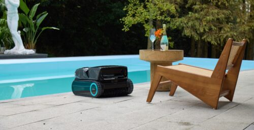 Understanding Pool Vacuum Robots for Seasonal Pool Care