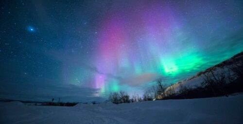 Want to Track the Northern Lights? These Are the 4 Best Aurora Borealis Apps